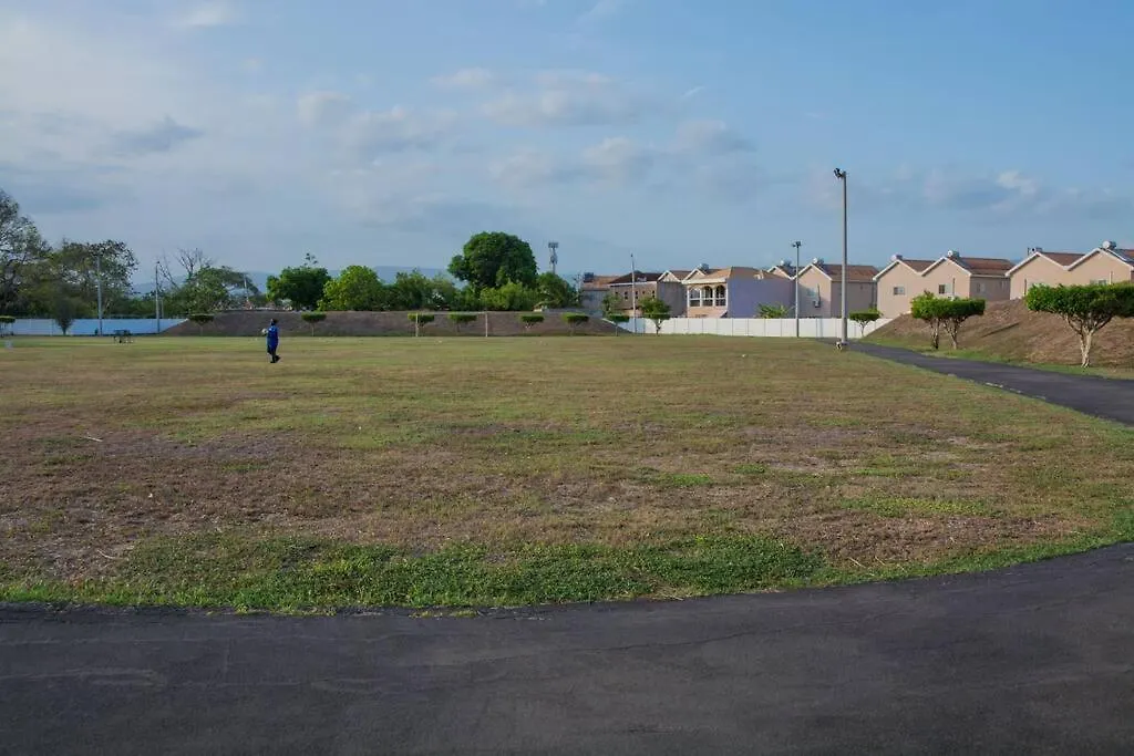 Apartment Savan Suite - Caribbean Estates - Gated Community Portmore